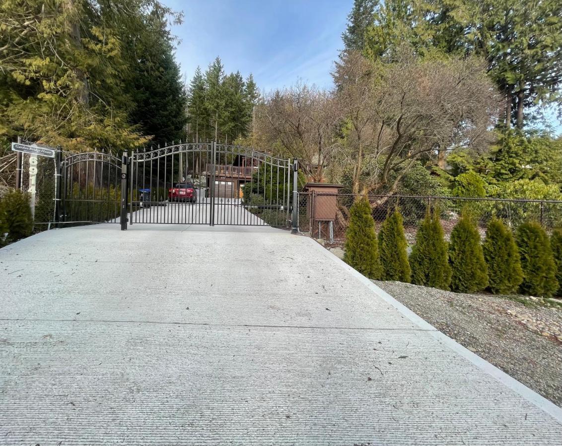 Vila Garden Bridge House Sechelt Exteriér fotografie