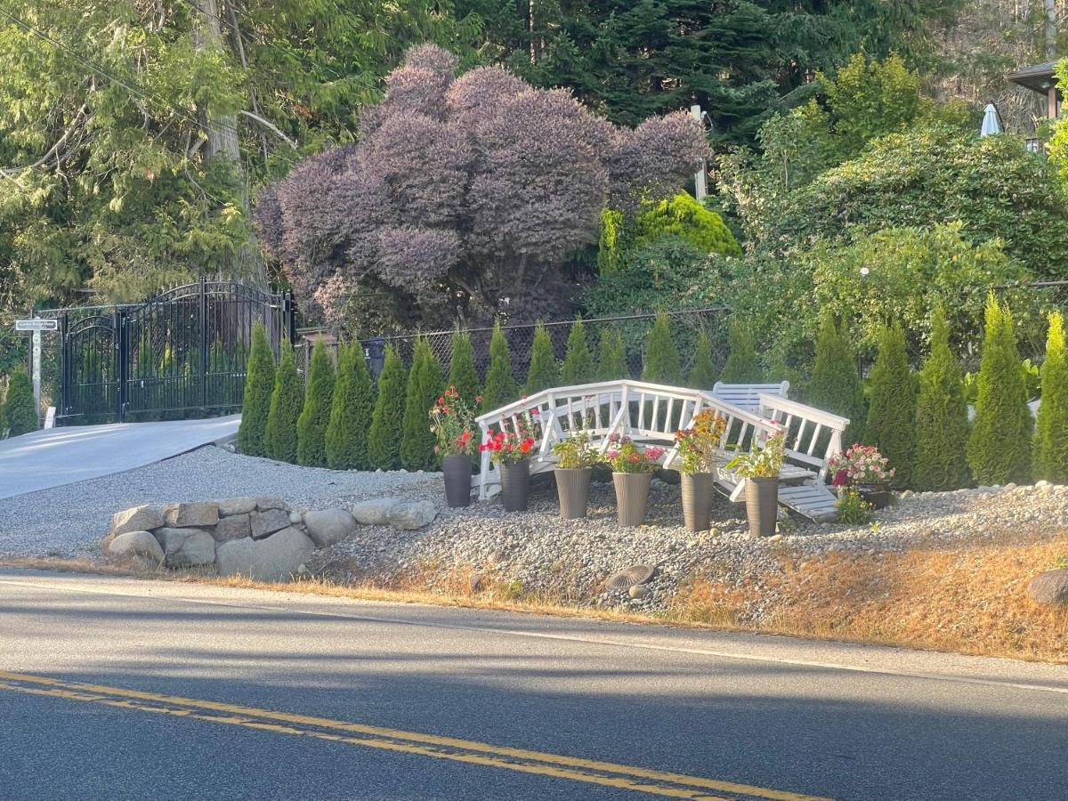 Vila Garden Bridge House Sechelt Exteriér fotografie