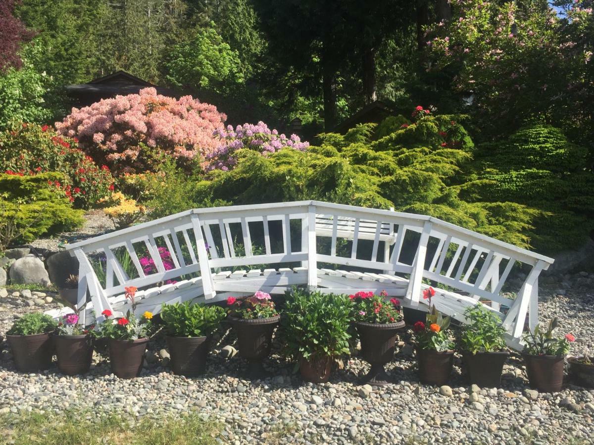 Vila Garden Bridge House Sechelt Exteriér fotografie